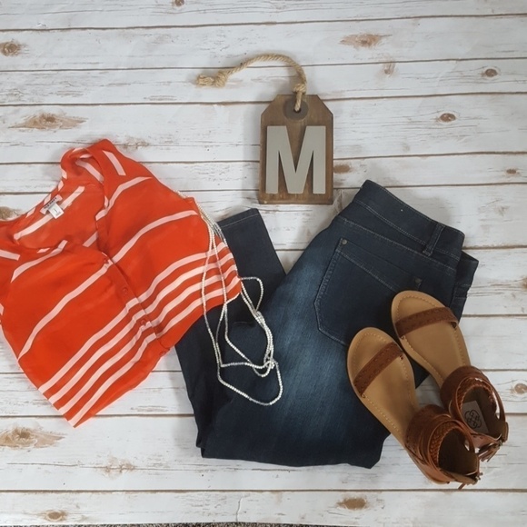 I.Q. & Company dark wash jean capris - Picture 4 of 9